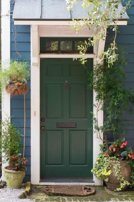 Elegant Sunlit Home With Private Rooftop Oasis Charleston Exteriér fotografie